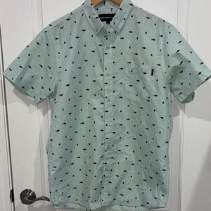 Molokai Surf sharks mint green short sleeve button-down shirt men’s size large